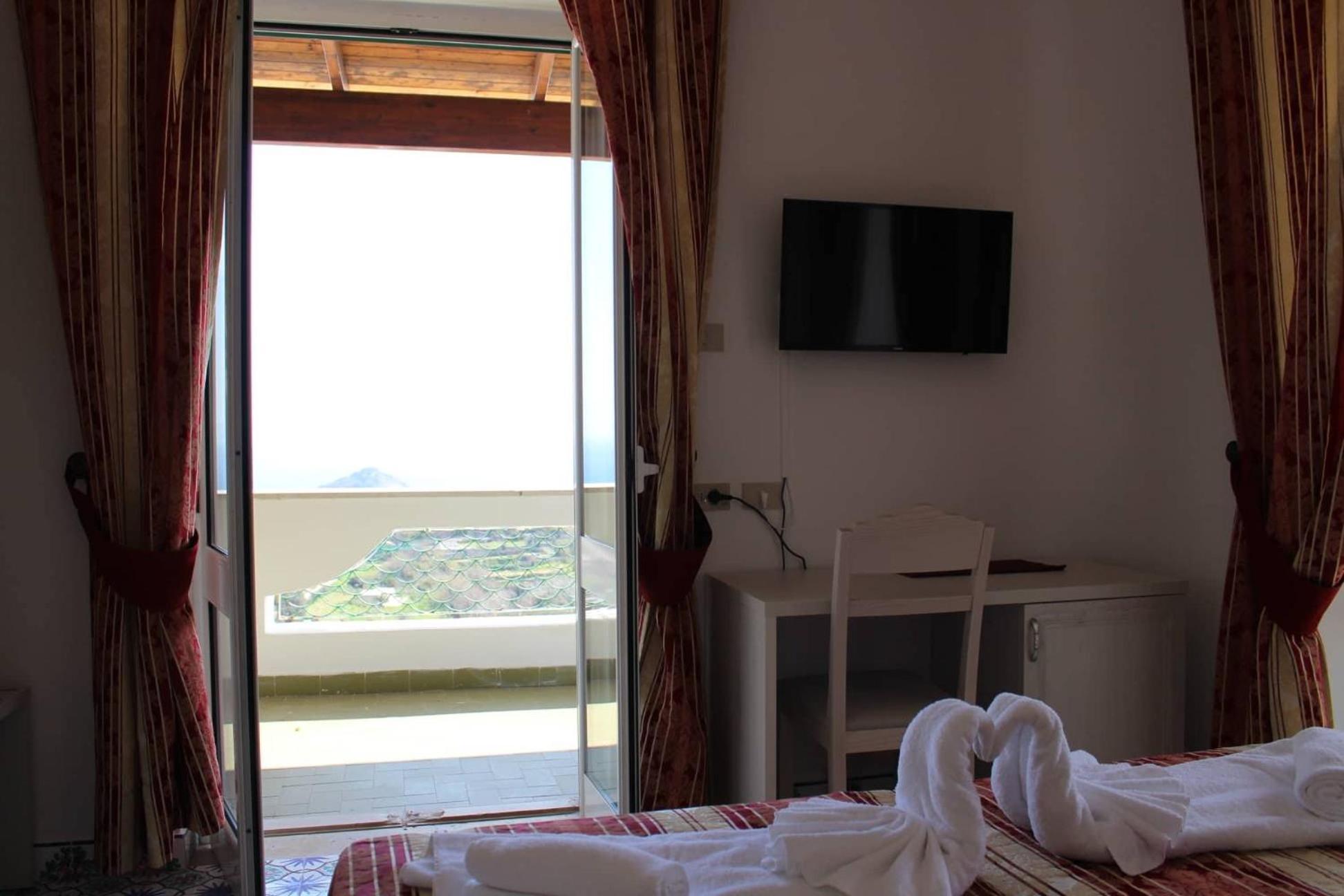 Hotel Al Bosco Forio di Ischia Екстериор снимка