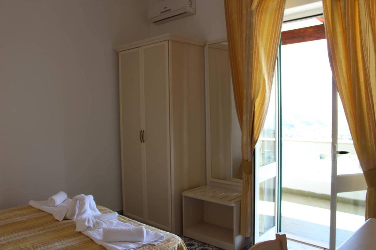 Hotel Al Bosco Forio di Ischia Екстериор снимка